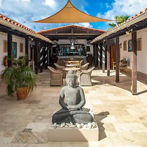 3* Hotel Bonaire 2